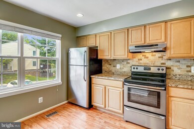 11636 Summer Oak Dr, Germantown, MD 20874 - photo 6