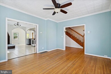 311 N Maple Ave, Brunswick, MD 21716 - photo 4