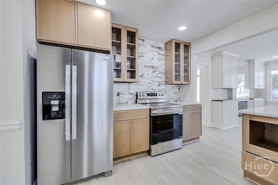 2110 E 56th St, Savannah, GA 31404 - photo 2