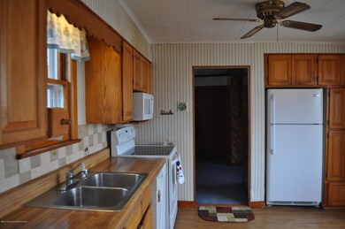 28 Prospect St, Keyport, NJ 07735 - photo 7