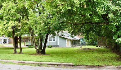 804 N Commerce St, Gainesville, TX 76240 - photo 5