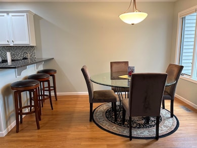 1706 Cobblestone Blvd, Elkhart, IN 46514 - photo 5