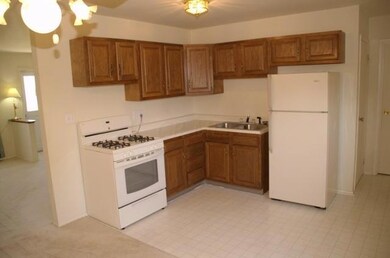 5482 Newport Rd, Columbus, OH 43232 - photo 3