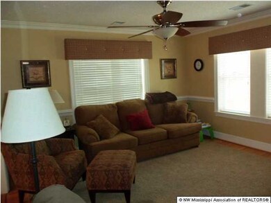 4028 Crystal Ct, Nesbit, MS 38651 - photo 3