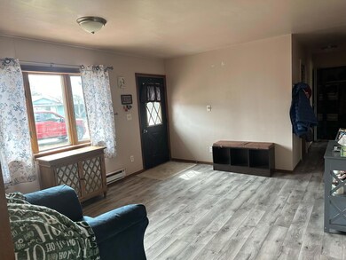 10 Chenago sittingroom 2