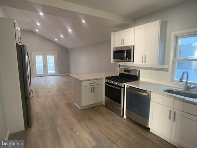 28 County Ave, Maple Shade, NJ 08052 - photo 6