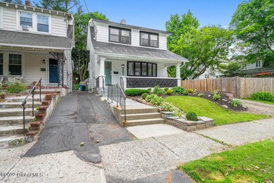 896 Mercer St, Albany, NY 12208 - photo 3