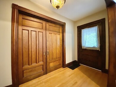 35 Washington Rd, Springfield, MA 01108 - photo 7