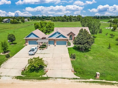 9500 E Cherish Rd, Derby, KS 67037 - photo 2