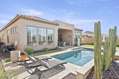 53-web-or-mls-2308-n-trowbridge