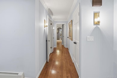 1120 Cove Edge Rd, Syosset, NY 11791 - photo 7