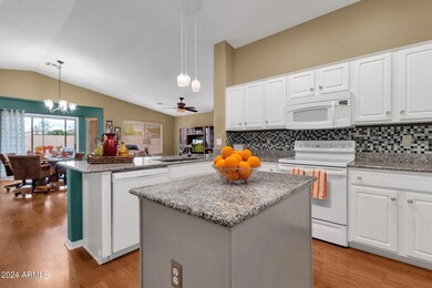 16-web-or-mls-4700-e-walnut-rd