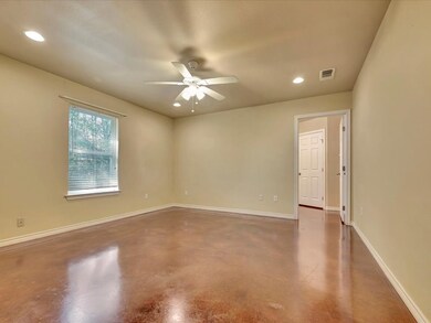 121 Shady Grove Loop, Lufkin, TX 75904 - photo 4