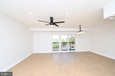 204 Park Terrace Ct SE unit 30, Vienna, VA 22180 - photo 5