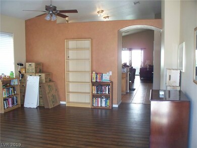 FORMAL DINING AREA IS PART OF THE GREAT ROOM*CEILI