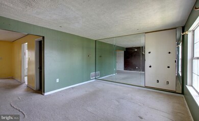 5213 Daventry Terrace, District Heights, MD 20747 - photo 3