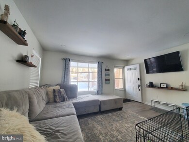 4226 N Shore Dr, Prince Frederick, MD 20678 - photo 6