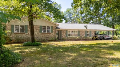 249 Monterey Cir, Gadsden, AL 35901 - photo 2