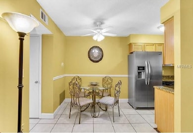 Dinette area!