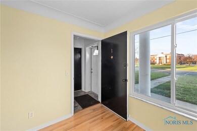 2130 Richards Rd, Ottawa Hills, OH 43606 - photo 4