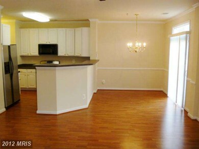 8938 Milford Haven Ct unit 38C, Lorton, VA 22079 - photo 4