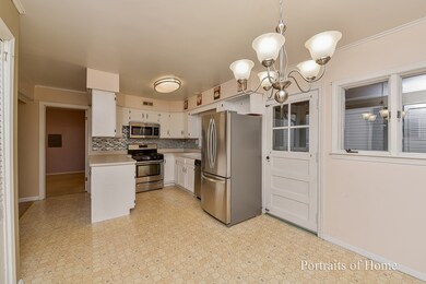 4735 Schwartz Ave, Lisle, IL 60532 - photo 4