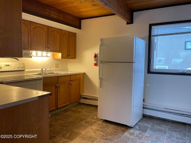 2805 W 31st Ave unit 14, Anchorage, AK 99517 - photo 4