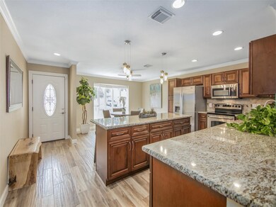 4214 Lucian Ln, Friendswood, TX 77546 - photo 4