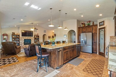 1162 S Laurie Ln, Cedar City, UT 84720 - photo 5