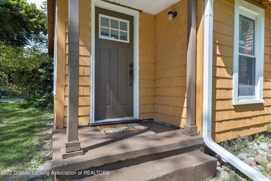 1014 Clark Rd, Lansing, MI 48917 - photo 2