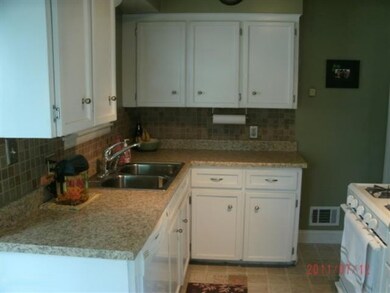 Thurston Kitchen 1