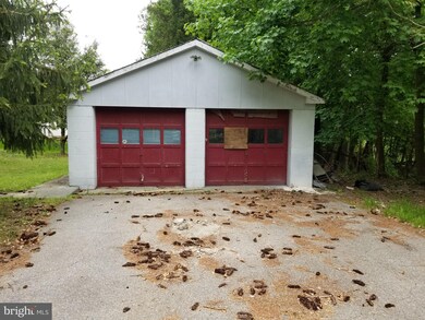 9228 Whiskey Bottom Rd, Laurel, MD 20723 - photo 5