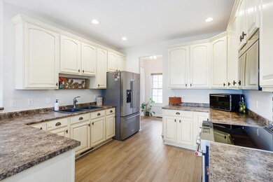 1449 Solak Ct, Saint Joseph, MI 49085 - photo 7