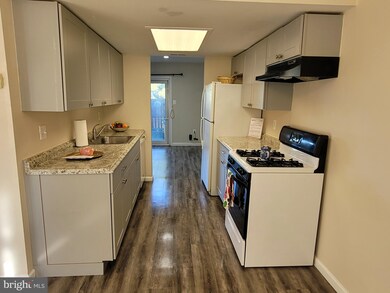 6425 Lamplighter Ridge, Glen Burnie, MD 21061 - photo 6