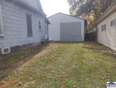 179 F St NE, Linton, IN 47441 - photo 4