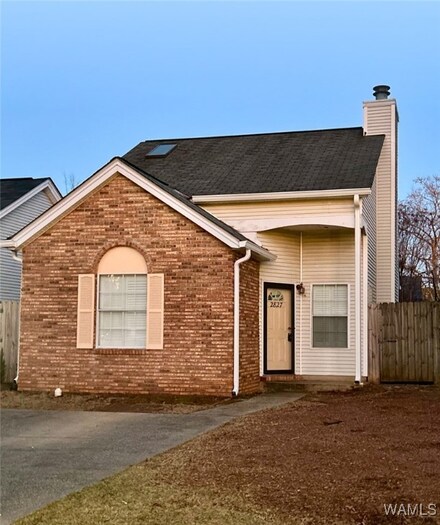 2827 Swallow Ln, Northport, AL 35476