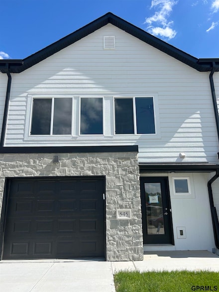 545 W Corsac Rd, Lincoln, NE 68523