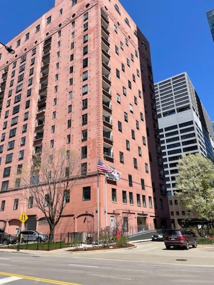 345 N Canal St Unit 1204, Chicago, IL 60606