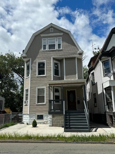 205 N Clinton St Unit 1, East Orange, NJ 07017