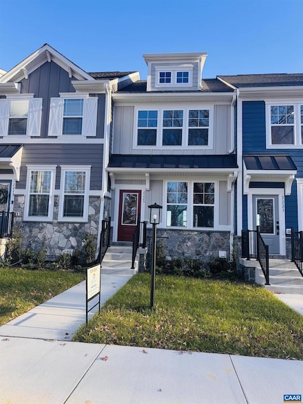 2225 Woodburn Rd, Charlottesville, VA 22901