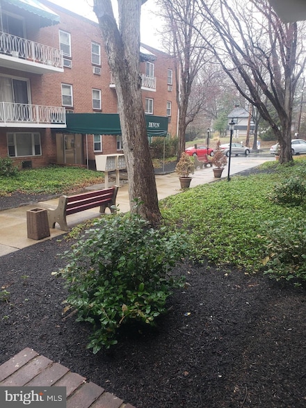 1600 Church Rd Unit C212, Wyncote, PA 19095