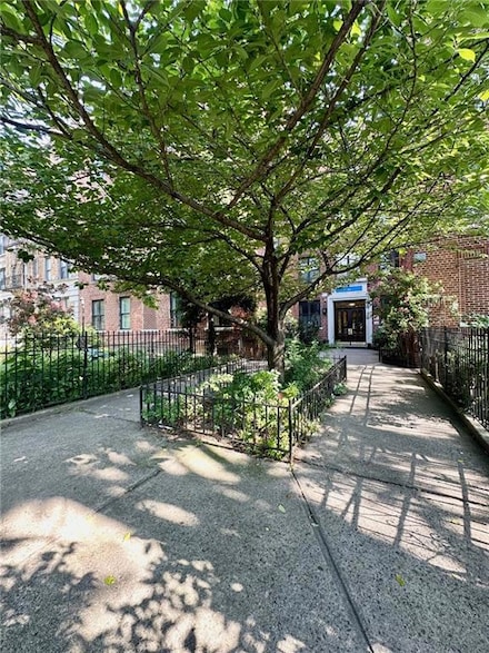 260 Linden Blvd Unit 2H, Brooklyn, NY 11226
