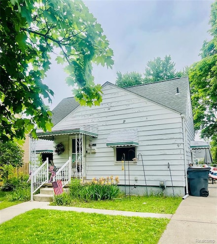 13680 Borgman St, Oak Park, MI 48237