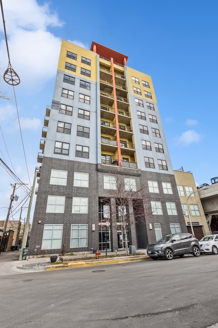 1122 W Catalpa Ave Unit 705, Chicago, IL 60640
