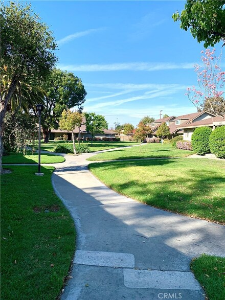 10351 Westminster Ave, Garden Grove, CA 92843