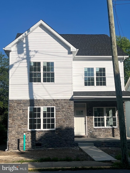 620 N High St, Martinsburg, WV 25404