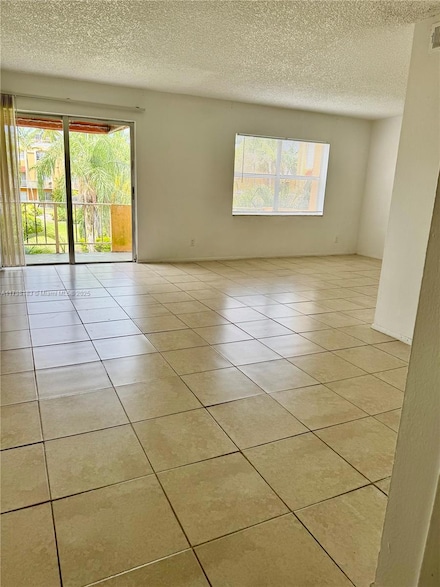 18111 NW 68th Ave Unit I202, Hialeah, FL 33015
