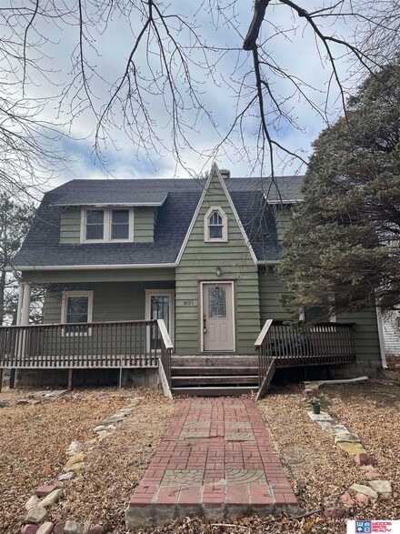 901 D St, Fairbury, NE 68352