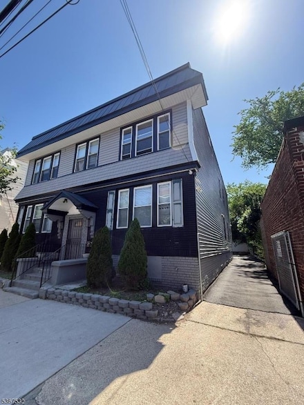 754 S 11th St Unit 3, Newark, NJ 07103