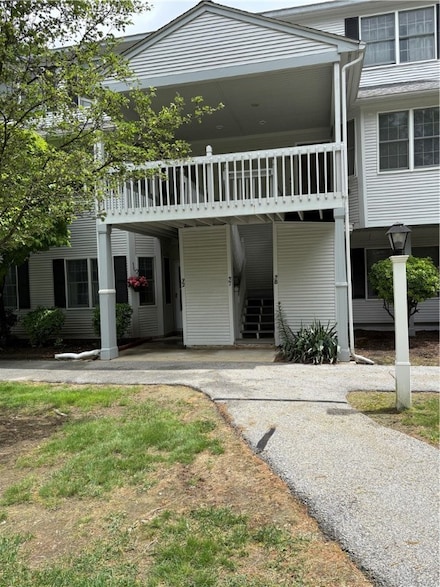 37 Trellis Dr, West Warwick, RI 02893